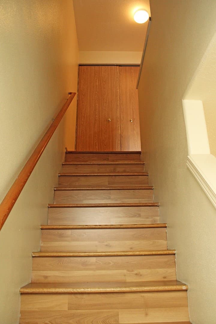 Portland Apartment: 3548 SE 119th Ave