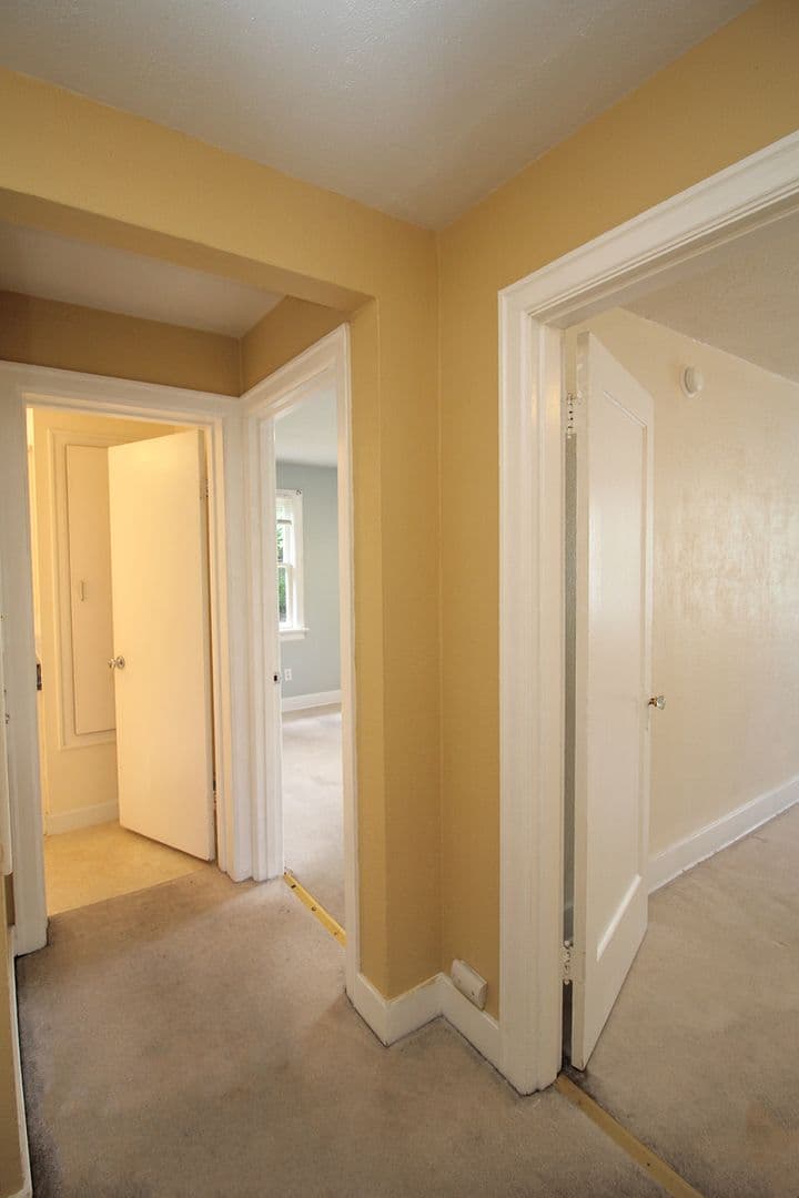 Portland House: 1606 N Church St