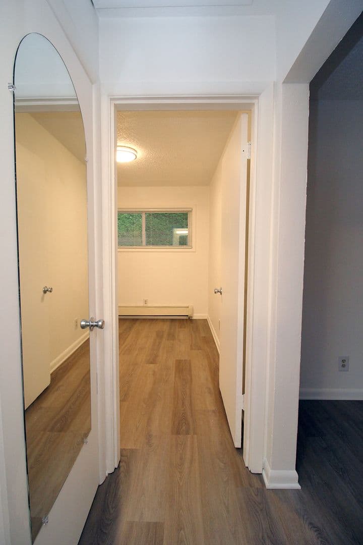 Portland Apartment: 1902-1910 N Kilpatrick St - Kenton