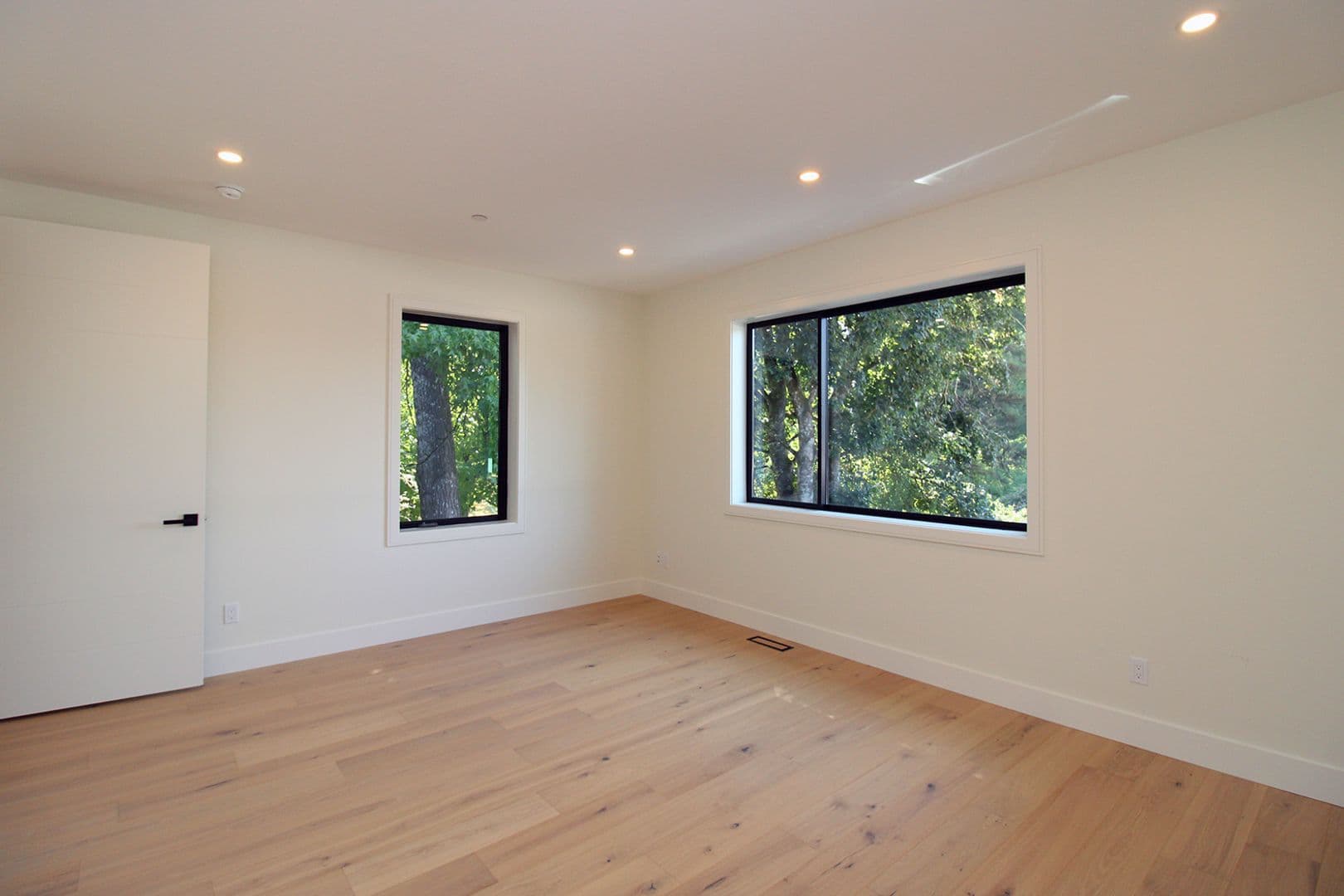 Portland House: 6233 SW Hamilton Way