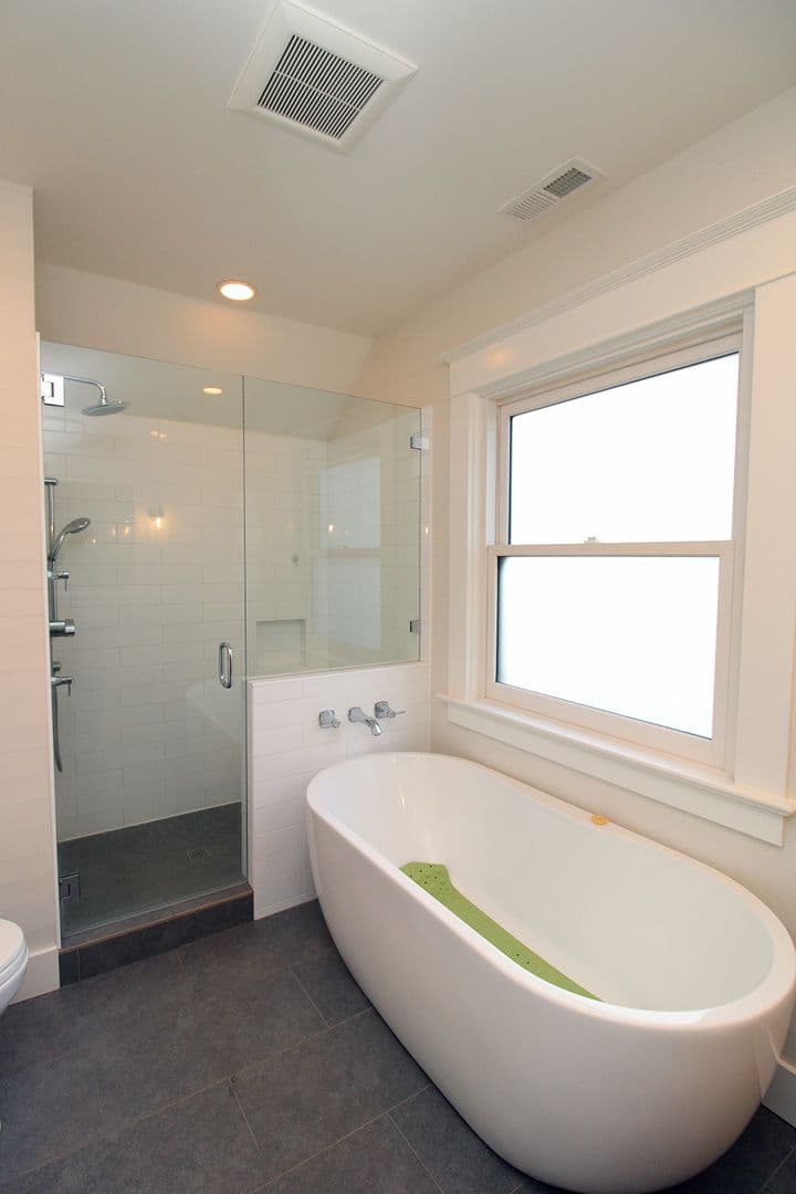 Portland House: 4106 NE 10th Ave
