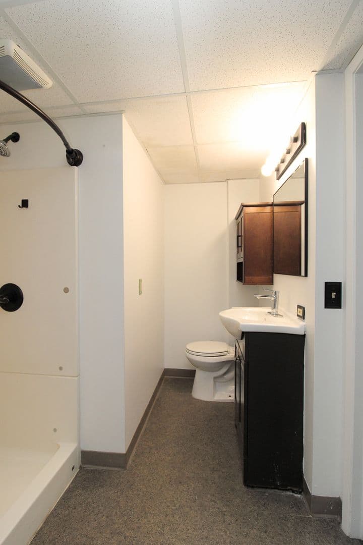 Portland Apartment: 7230 - 7234 NE Broadway