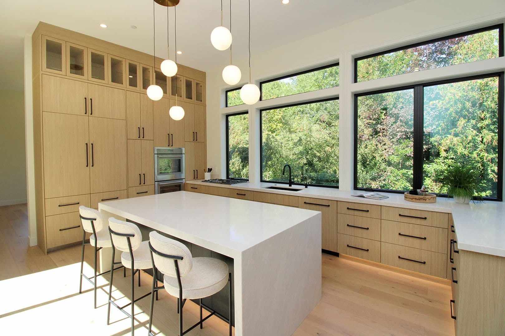 Portland House: 6233 SW Hamilton Way