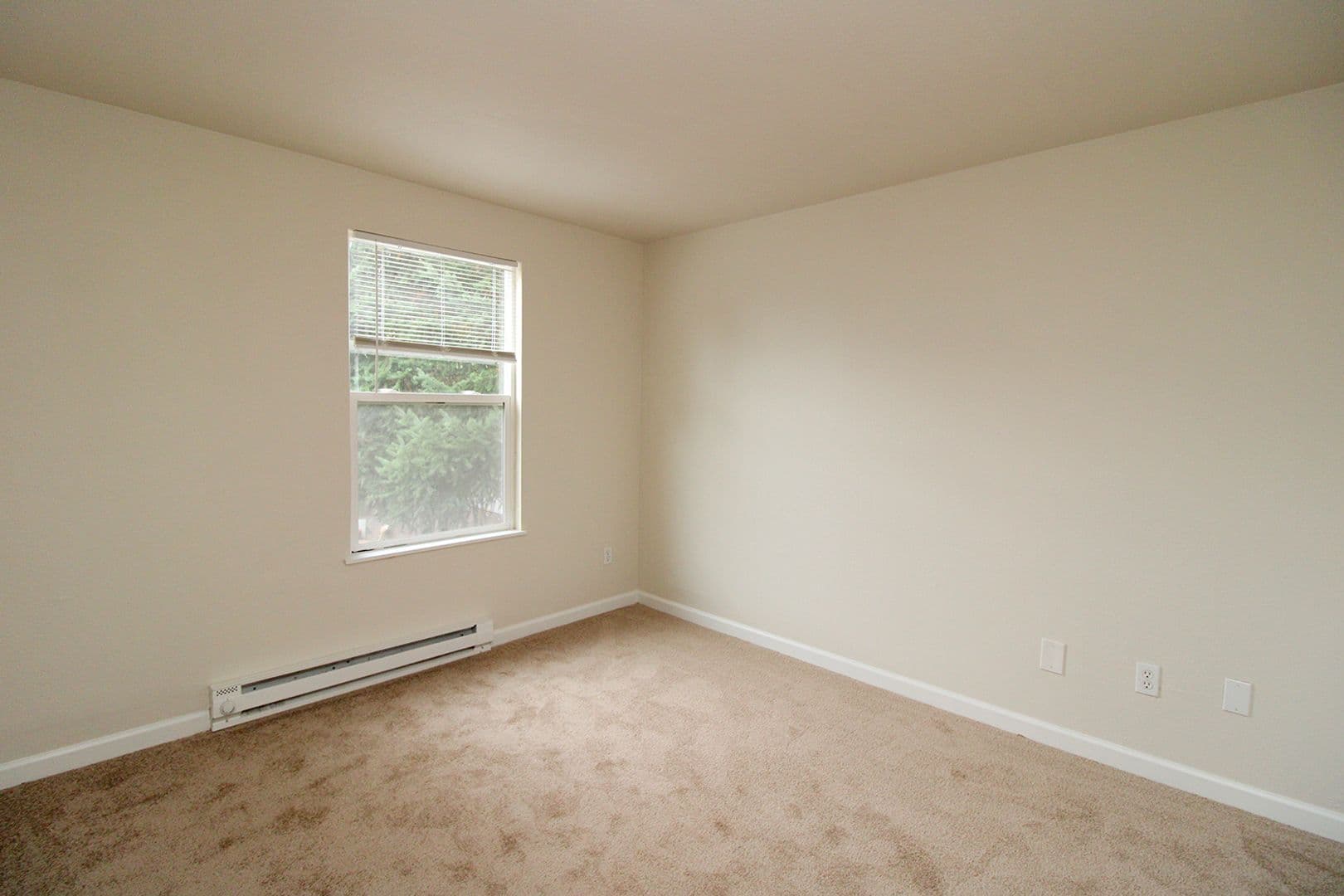 Portland Apartment: 5123-5125 NE Killingsworth St