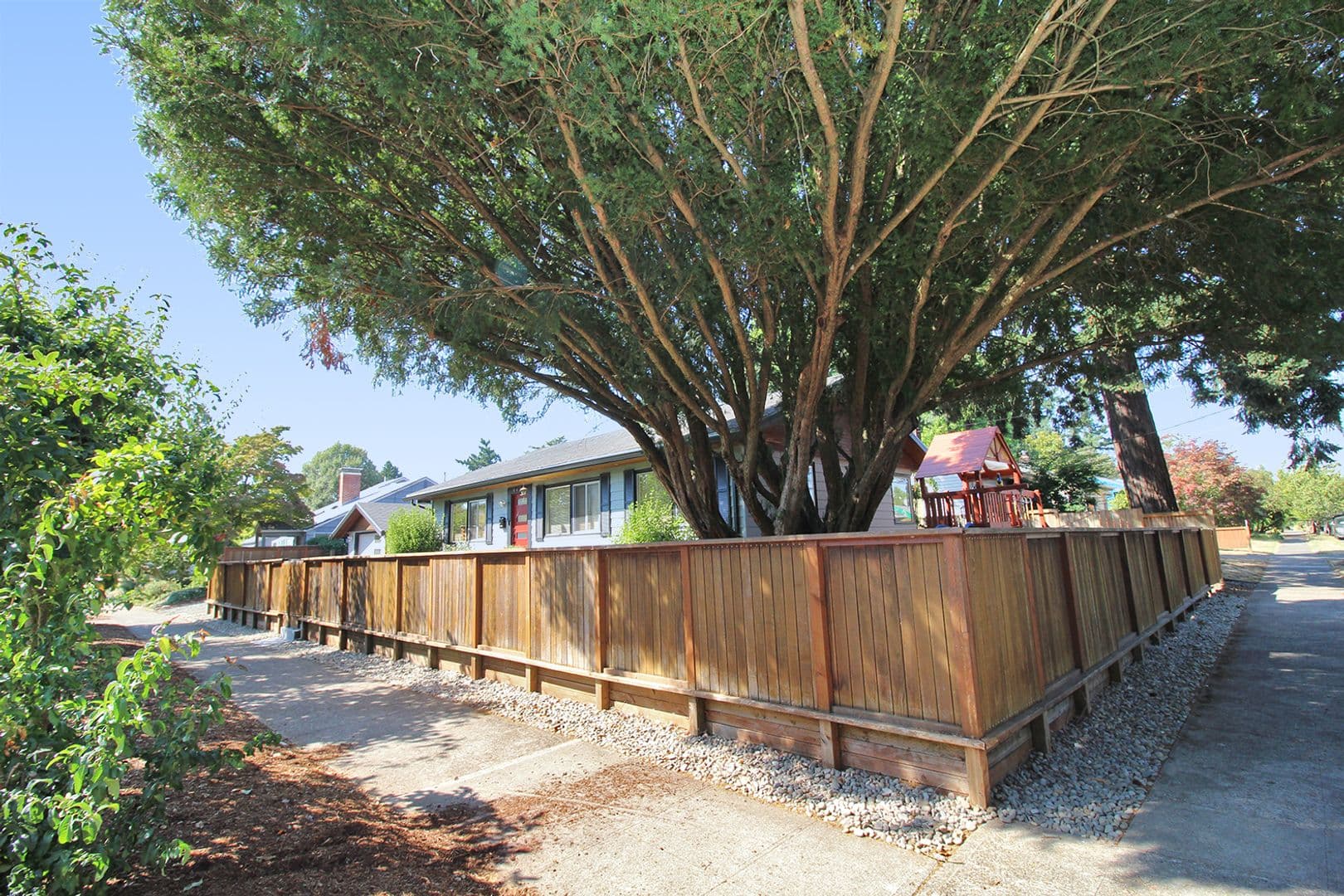 Portland House: 4429 SE Raymond St