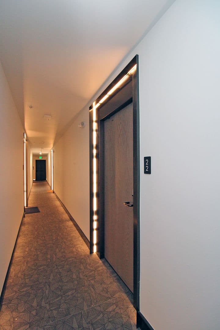 Portland Apartment: 1477 NE Alberta St