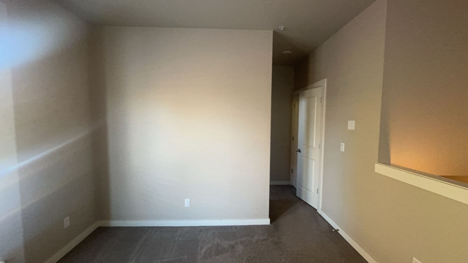 Portland Apartment: 7625 SE Milwaukie Ave