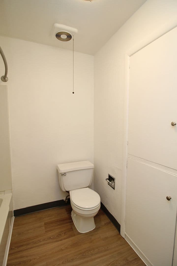 Portland Apartment: 1902-1910 N Kilpatrick St - Kenton