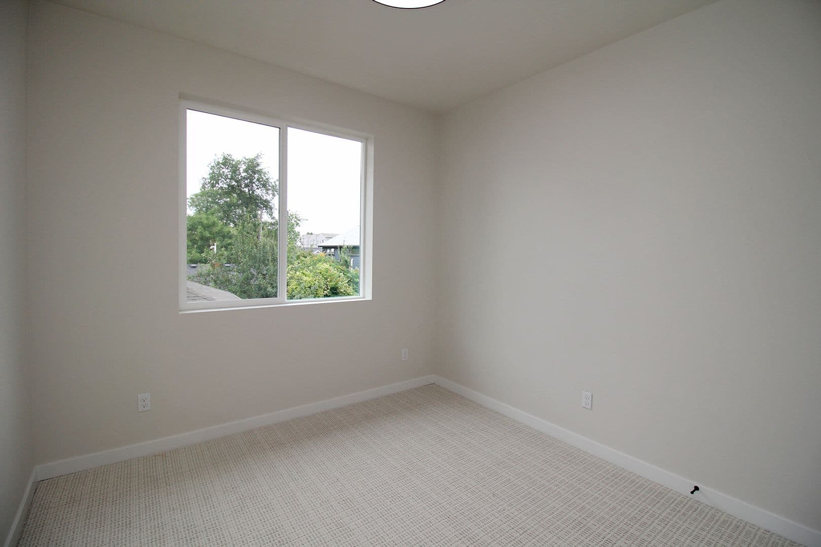 Portland Apartment: 5258-5264 NE 15th Ave
