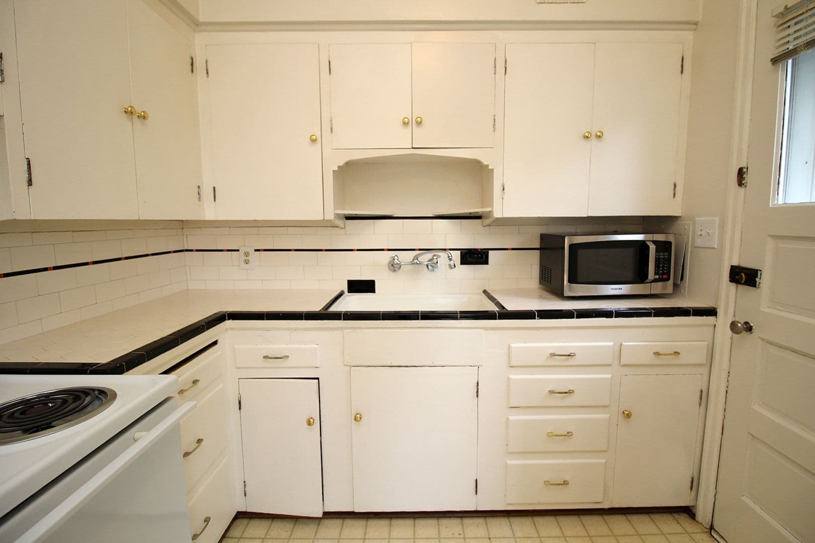Portland Apartment: 1103-1133 SW Whitaker St