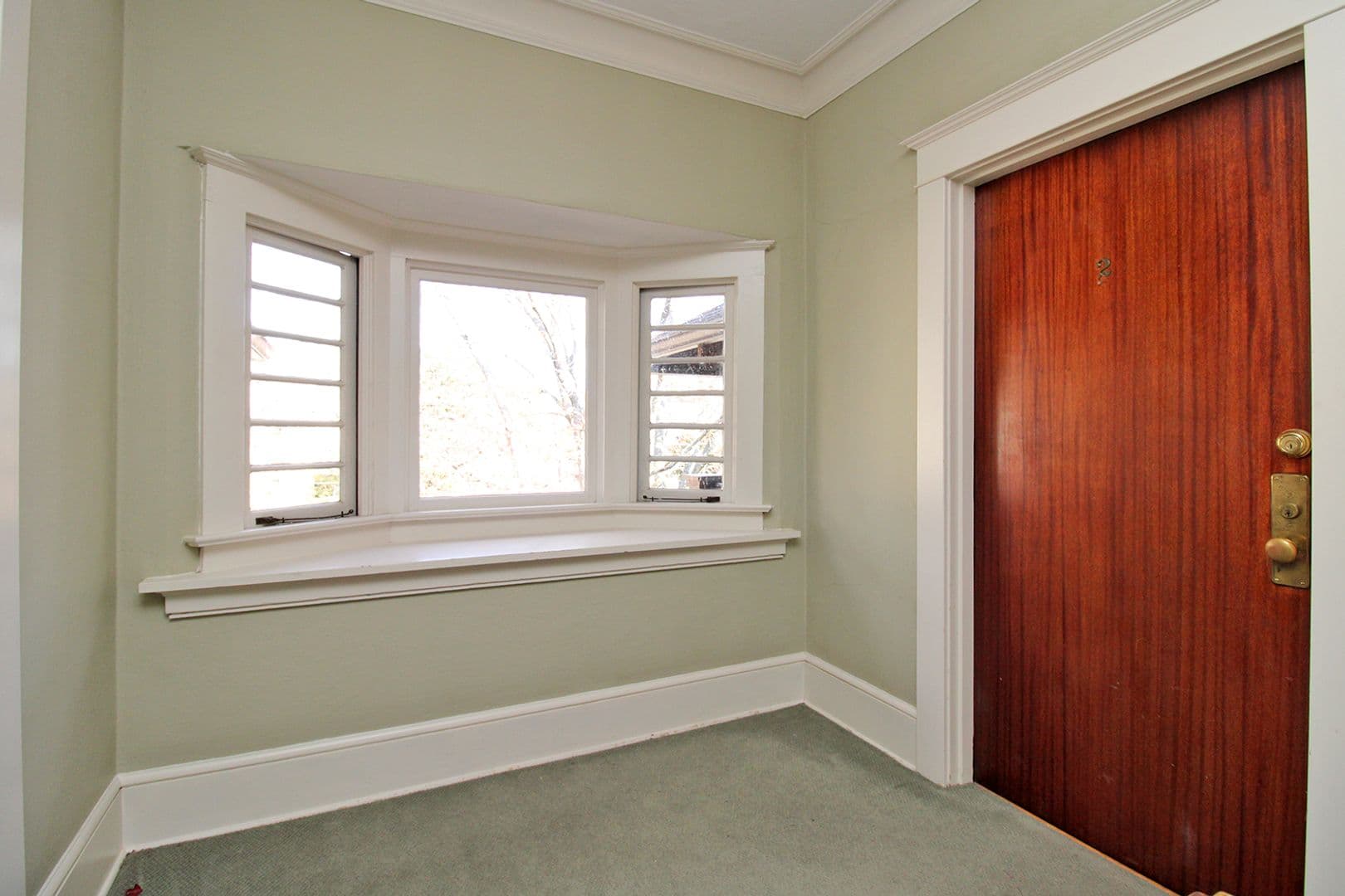 Portland Apartment: 1636 NE Tillamook St #2
