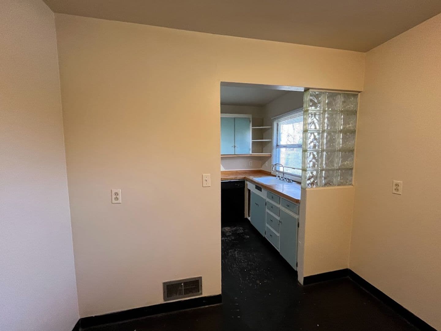 Portland House: 3537 SE 70th Ave