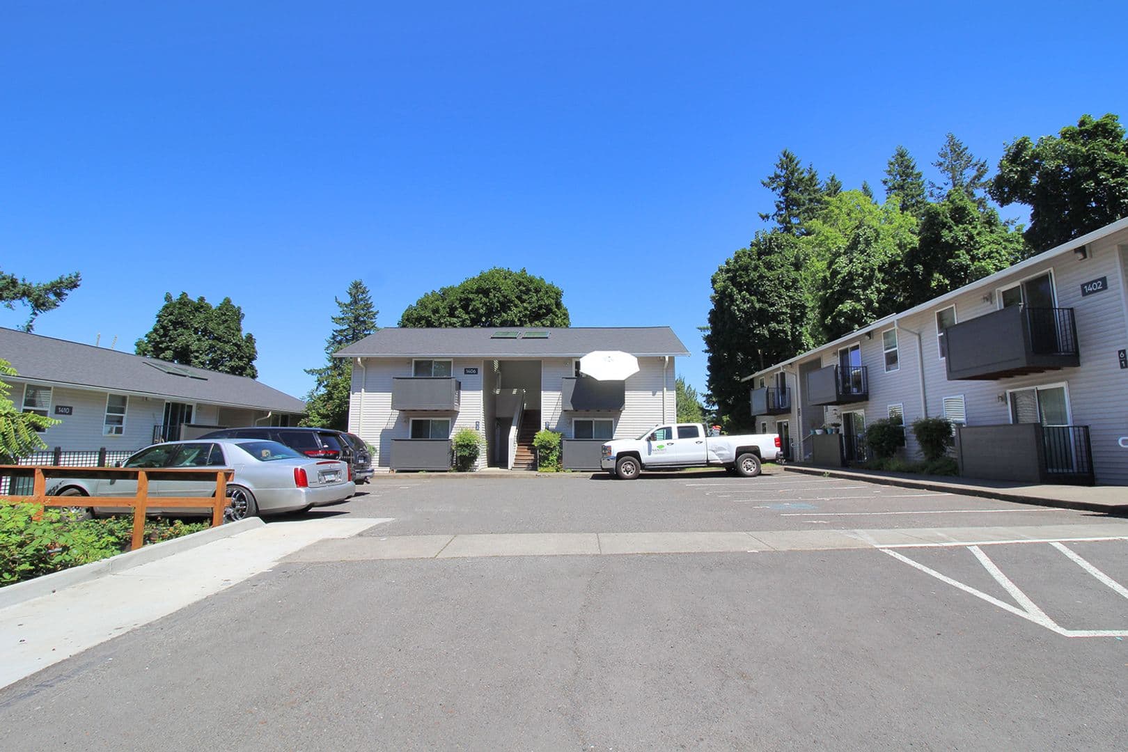 Portland Apartment: 1348 - 1438 NE 160th Ave