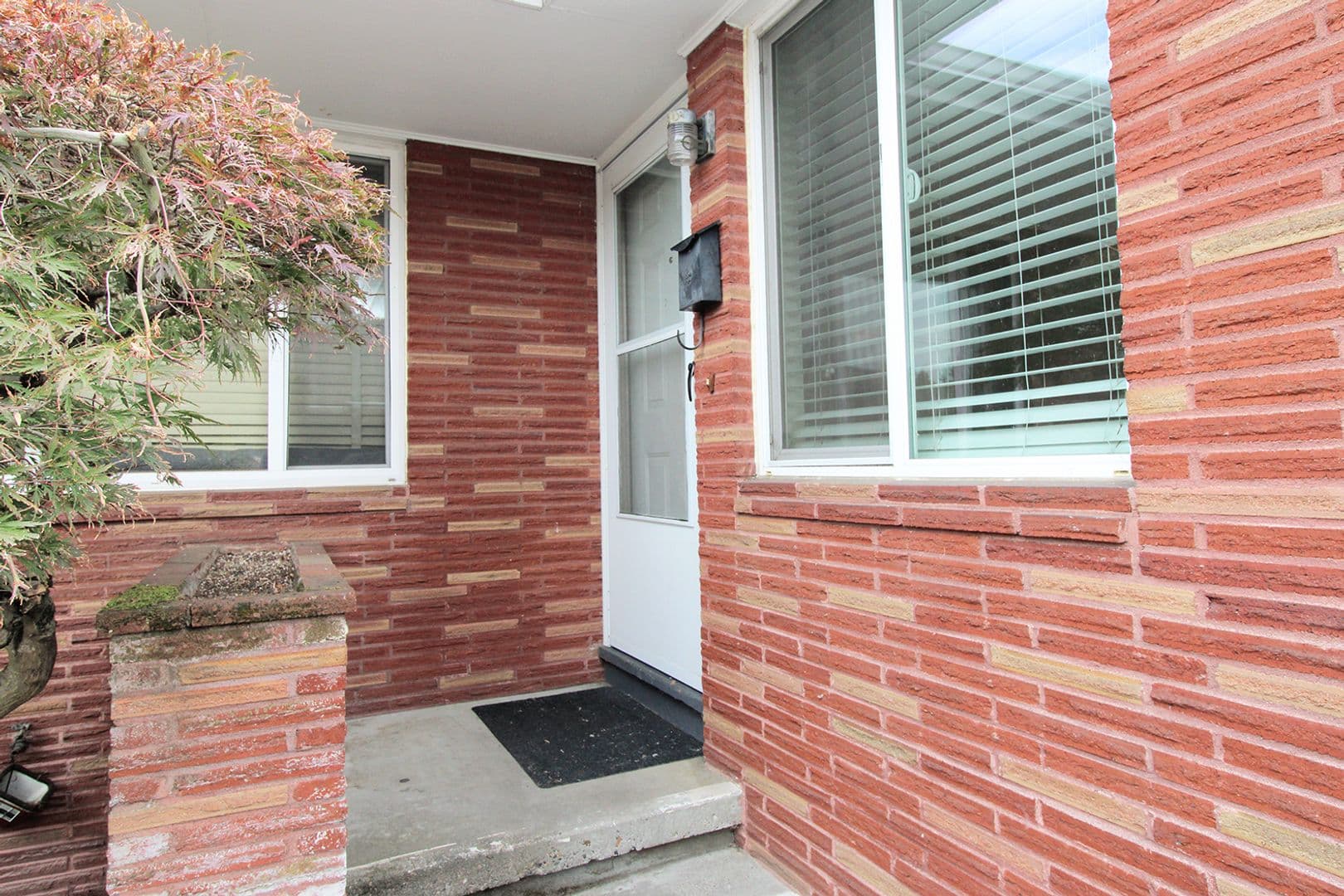 Portland Apartment: 7230 - 7234 NE Broadway