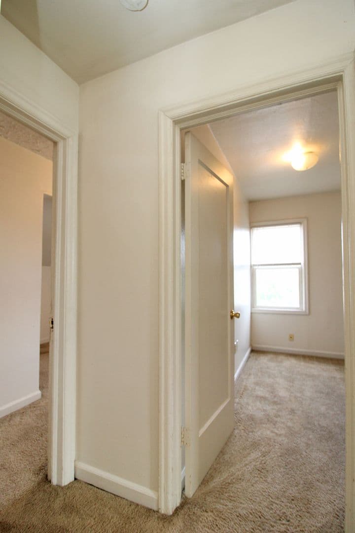 Portland Apartment: 6909-6923 N Vancouver Av