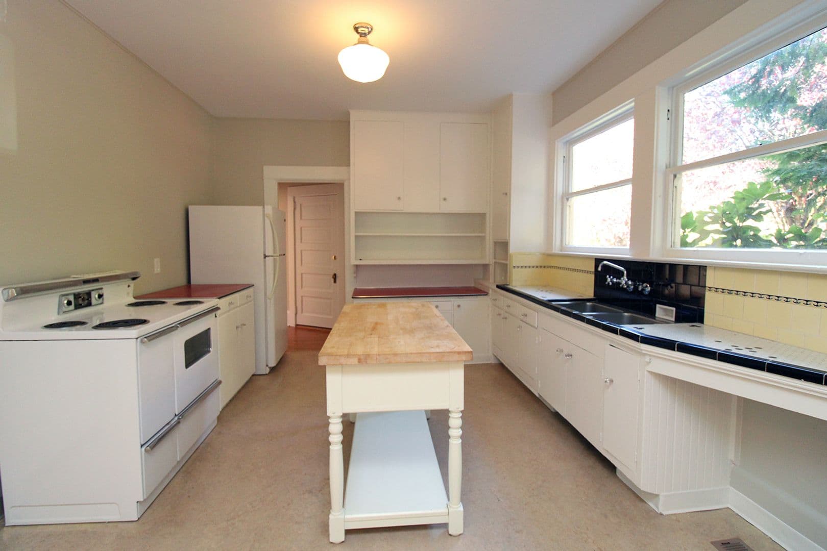 Portland House: 2024 A NE 22nd Ave