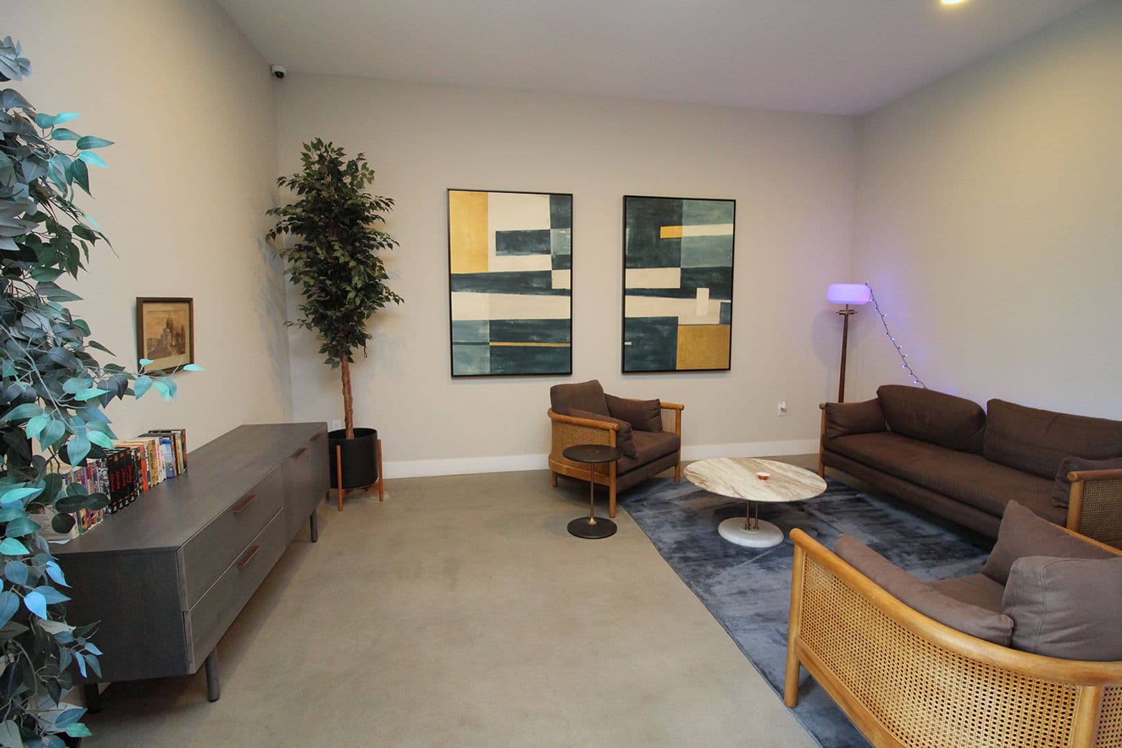Portland Apartment: 1280 SE Nehalem St