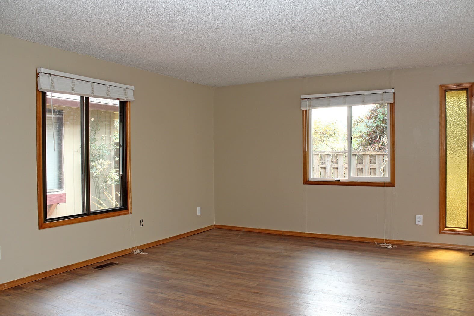 Oregon City Apartment: 508-510 Hartke Lp