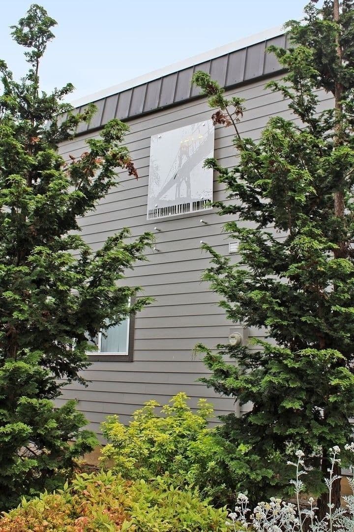 Portland Apartment: 9222 N Lombard St