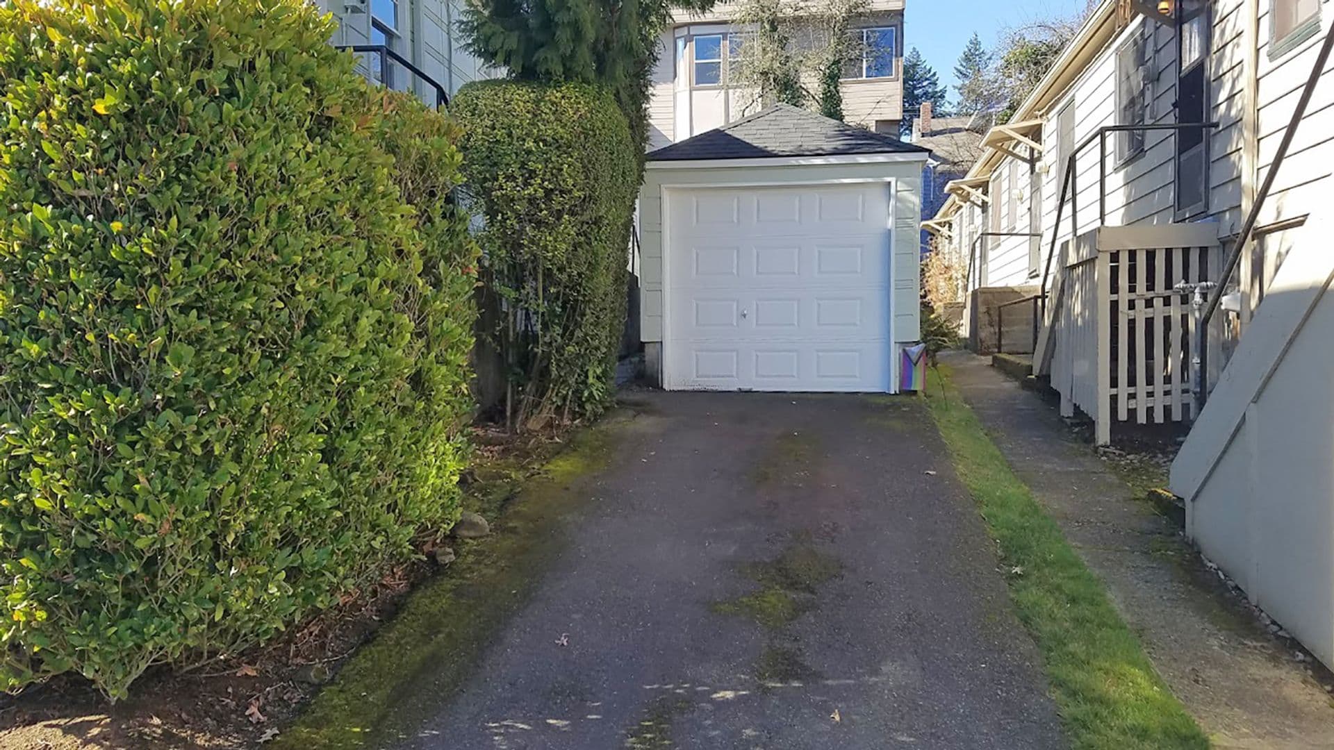 Portland Apartment: 1103-1133 SW Whitaker St
