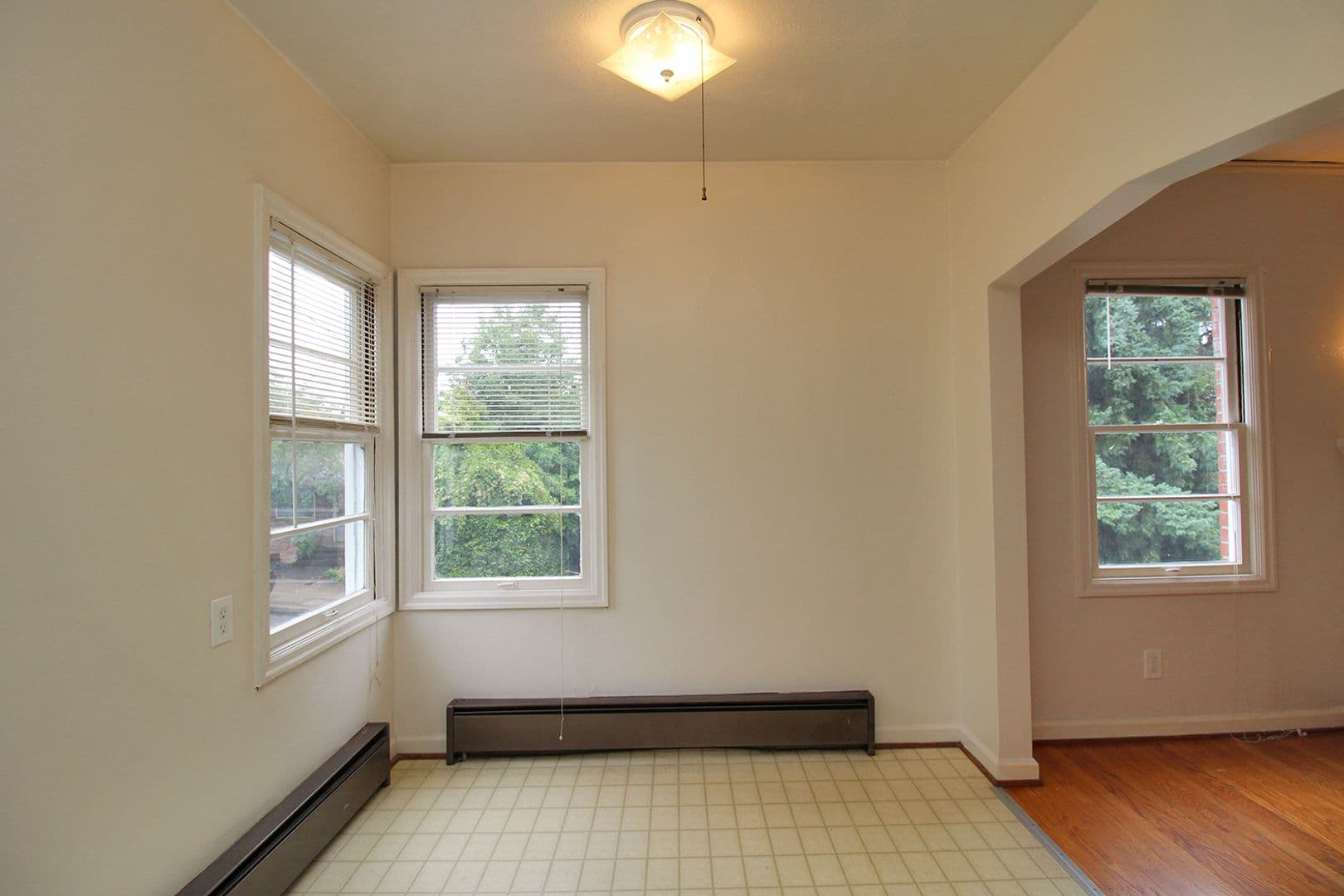 Portland Apartment: 1103-1133 SW Whitaker St