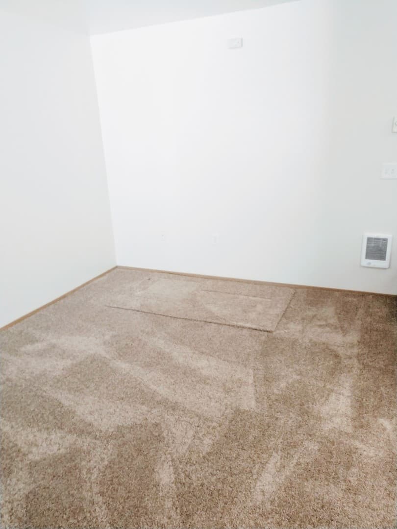 Portland Apartment: 131 - 149 SE 151st Ave