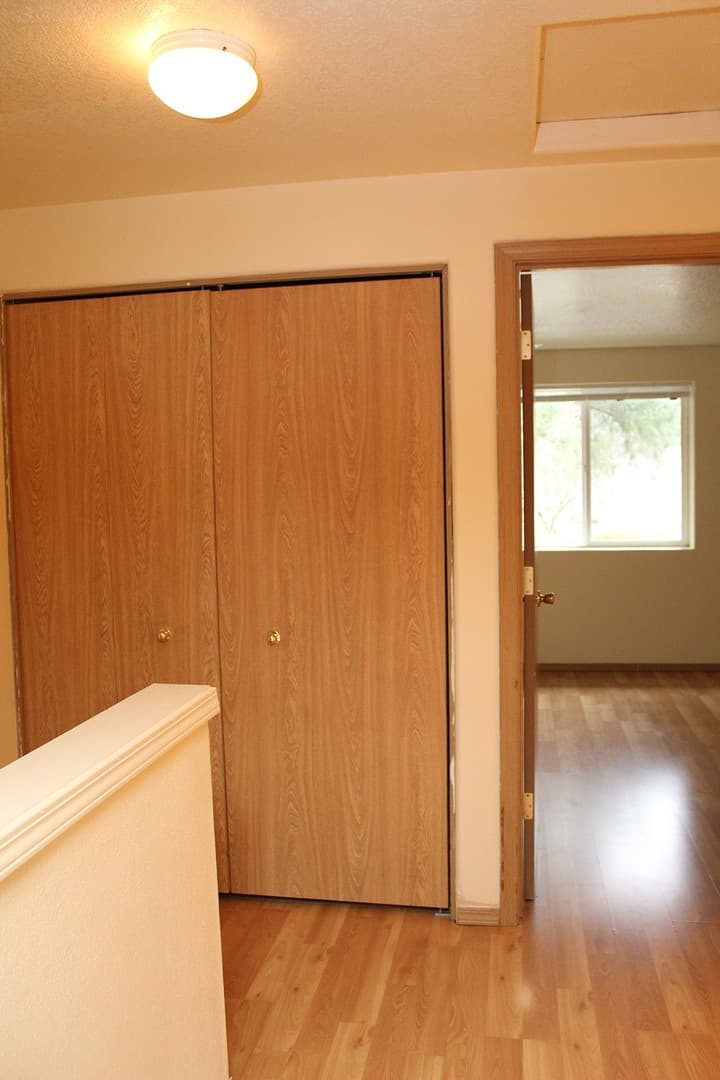 Portland Apartment: 3548 SE 119th Ave