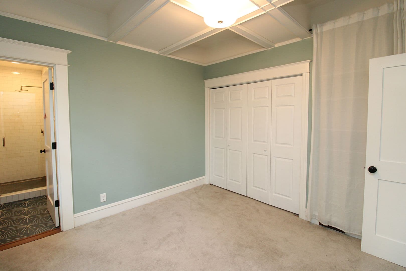 Portland House: 4106 NE 10th Ave