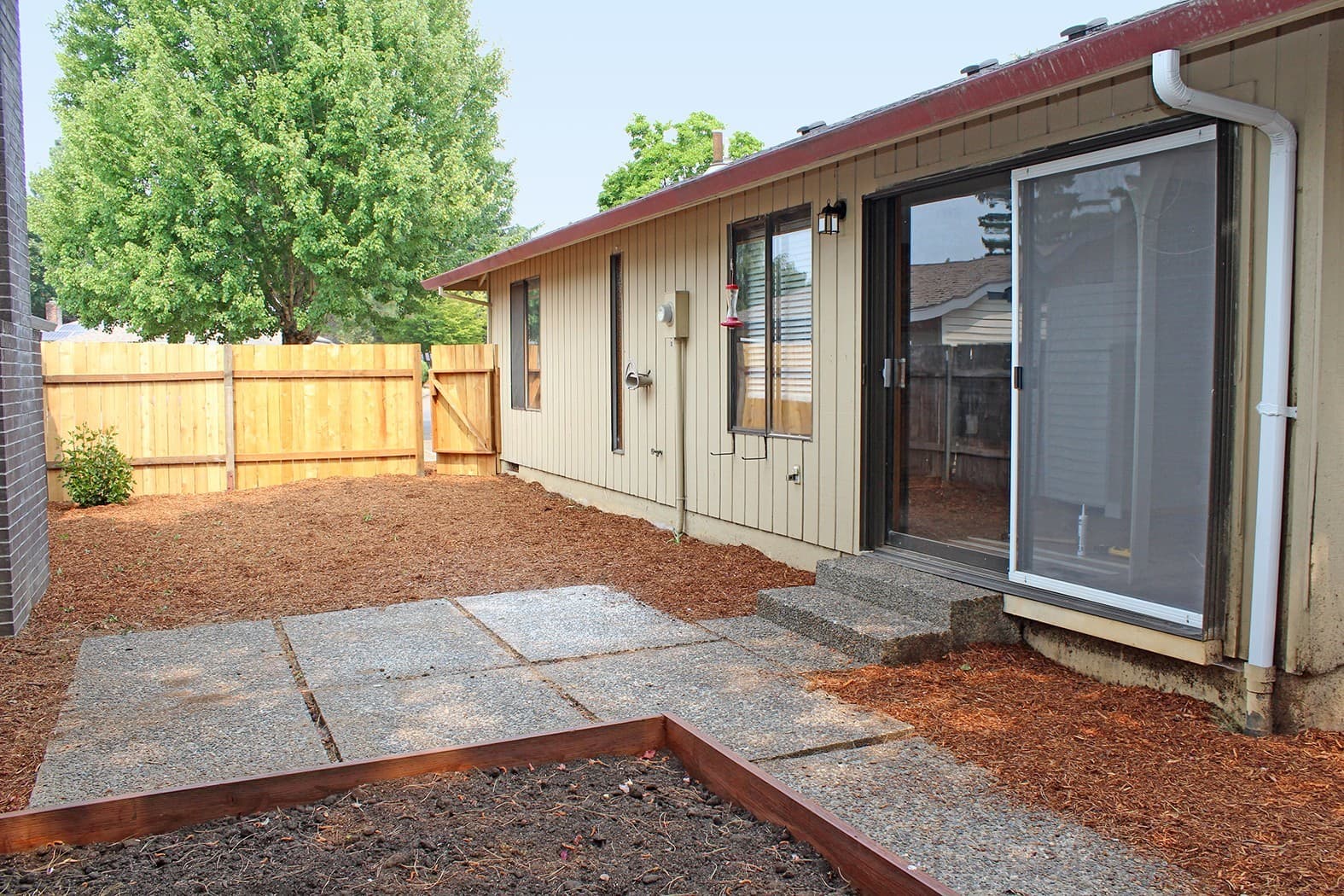 Oregon City Apartment: 508-510 Hartke Lp