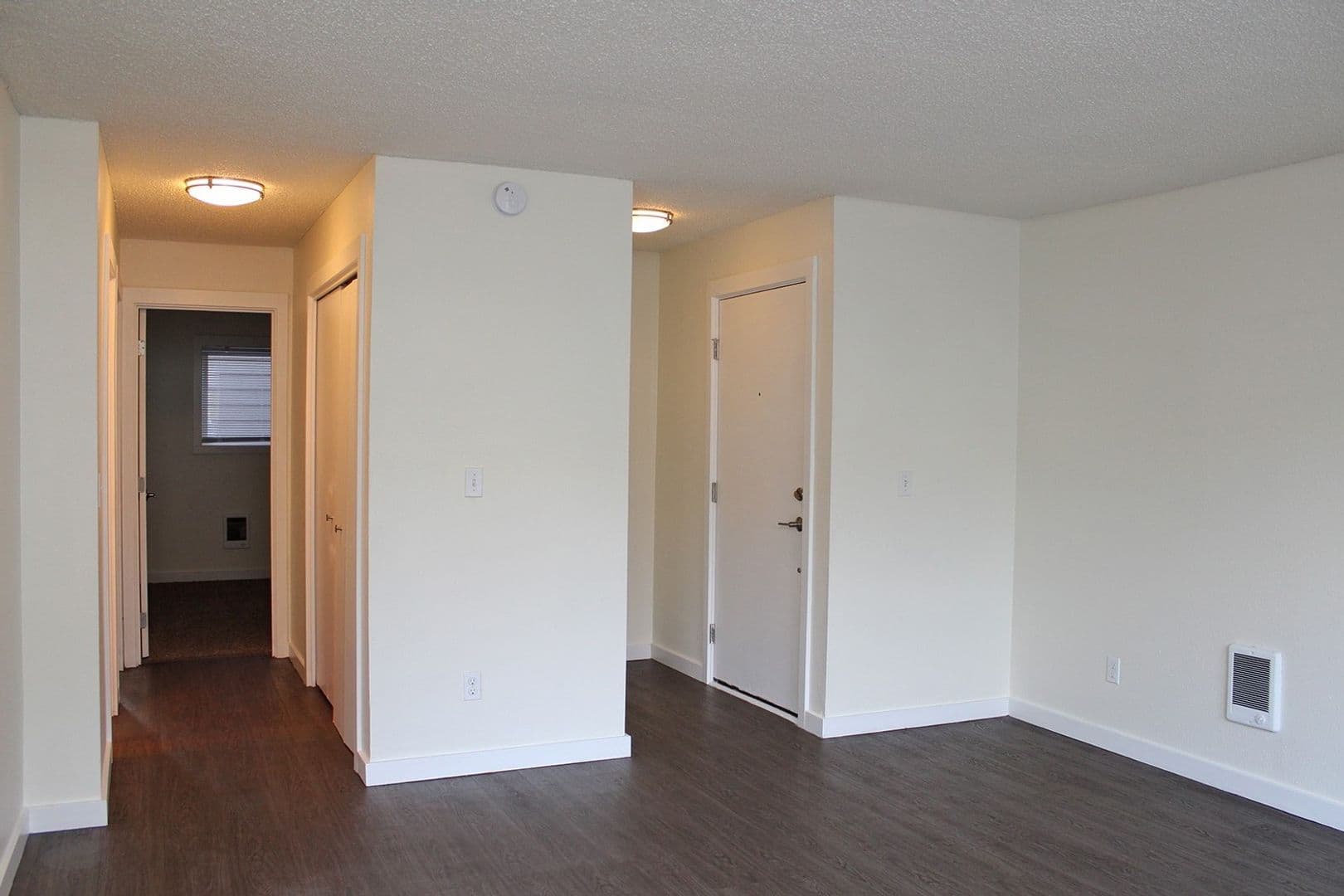 Portland Apartment: 9222 N Lombard St