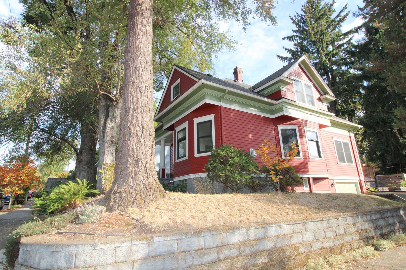 Portland House: 4106 NE 10th Ave