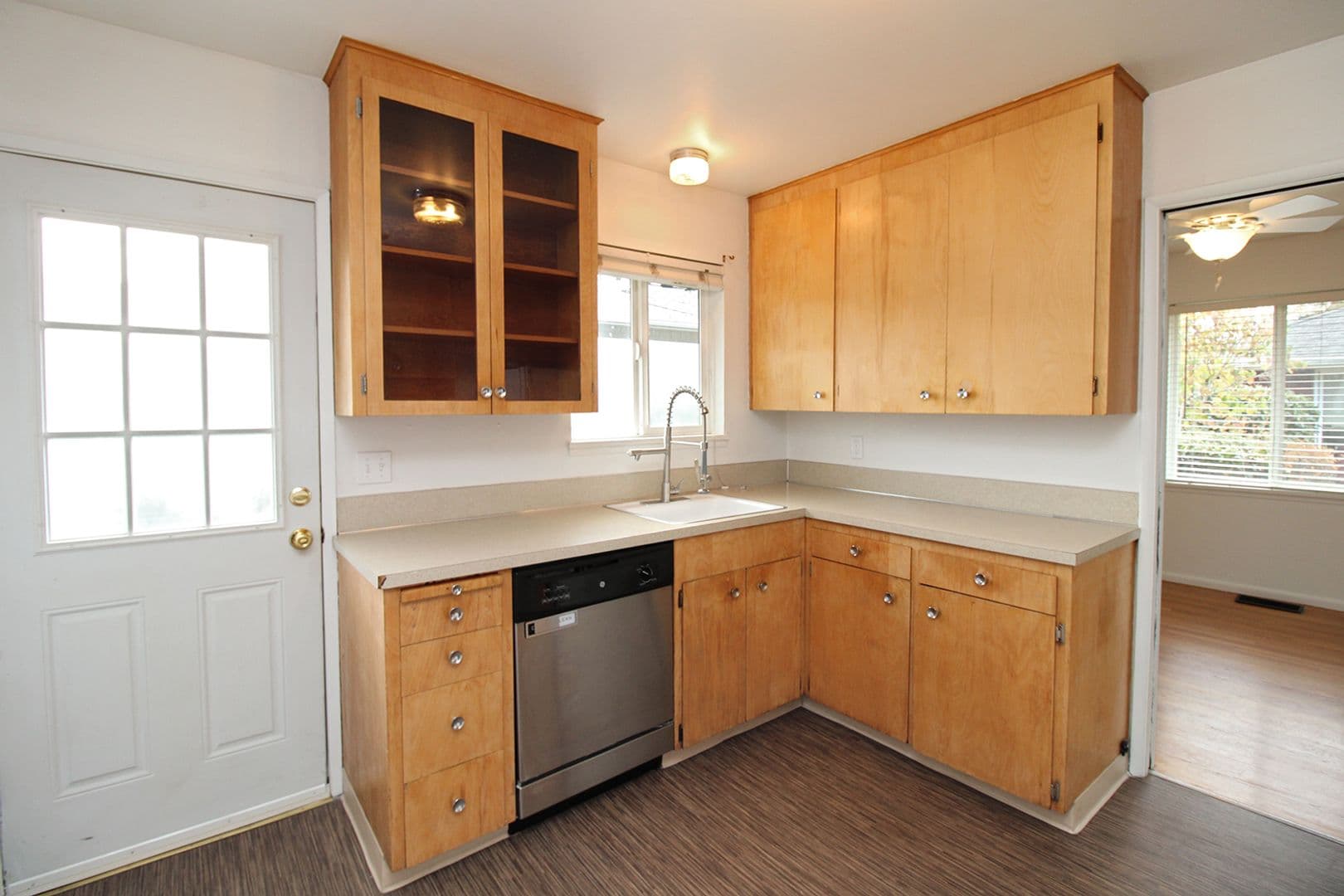 Portland Apartment: 7230 - 7234 NE Broadway