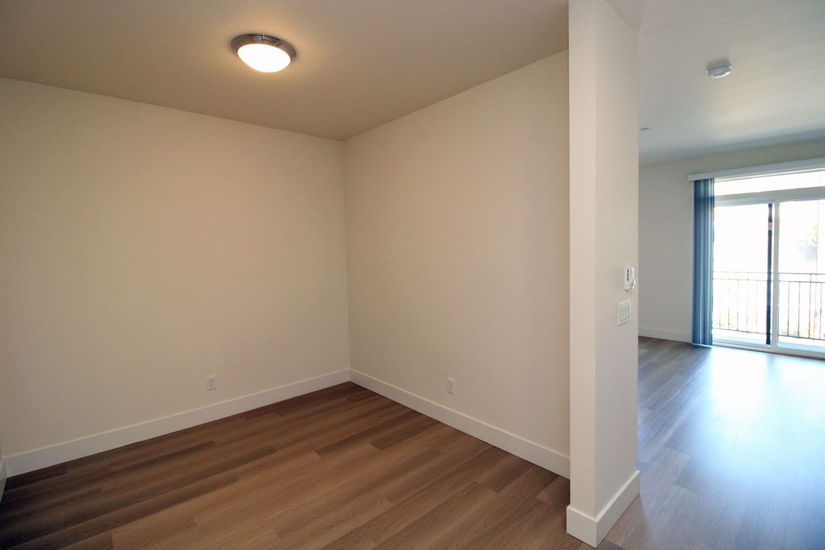 Portland Apartment: 8417 SW 24th Ave