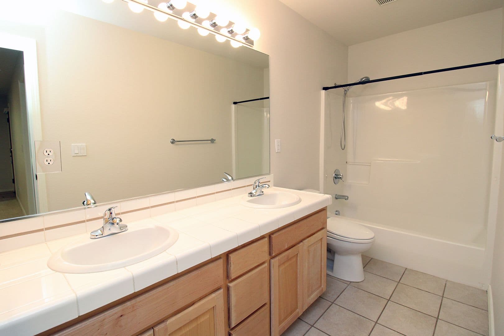 Portland House: 9583 NW Randall Ln