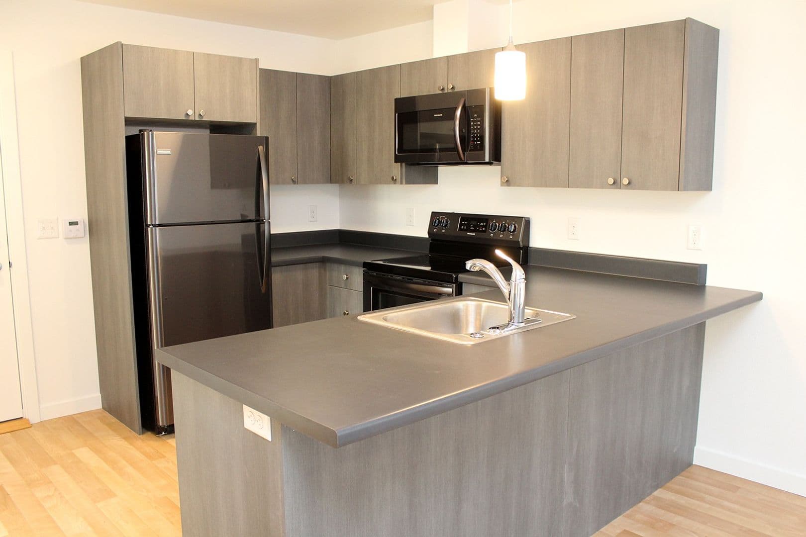 Portland Apartment: 6155 N Minnesota Ave - Bamboo Court II