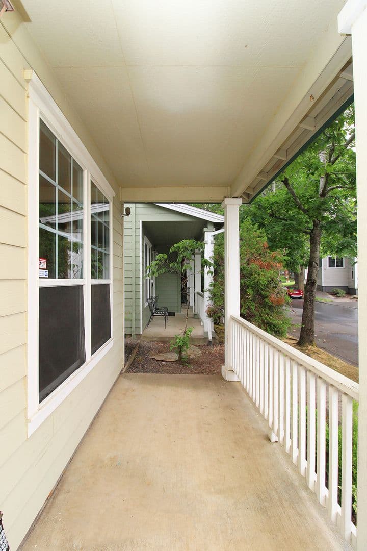 Fairview Apartment: 22032 NE Chinook Way