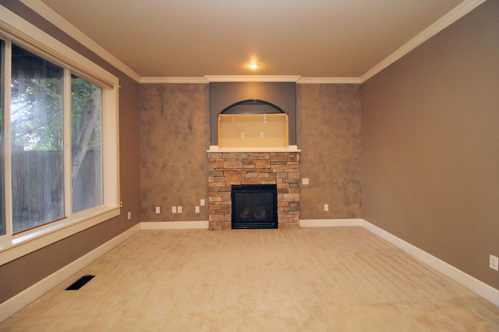 Beaverton House: 6930 SW Star Jasmine Plc
