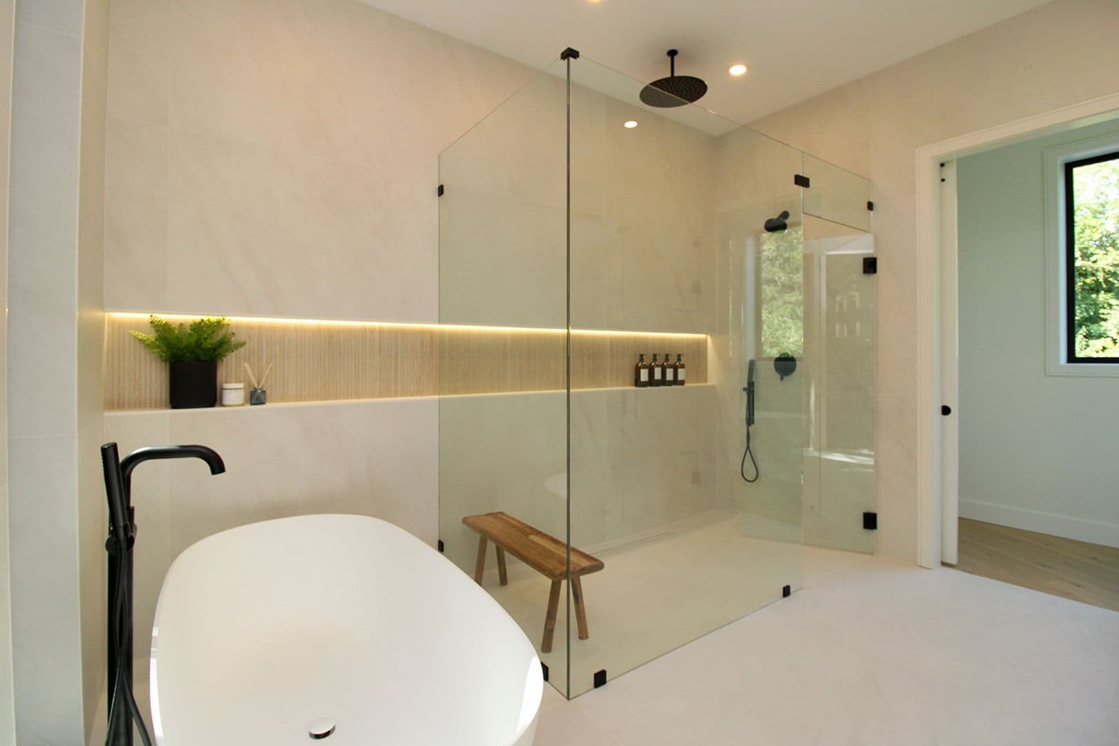 Portland House: 6233 SW Hamilton Way