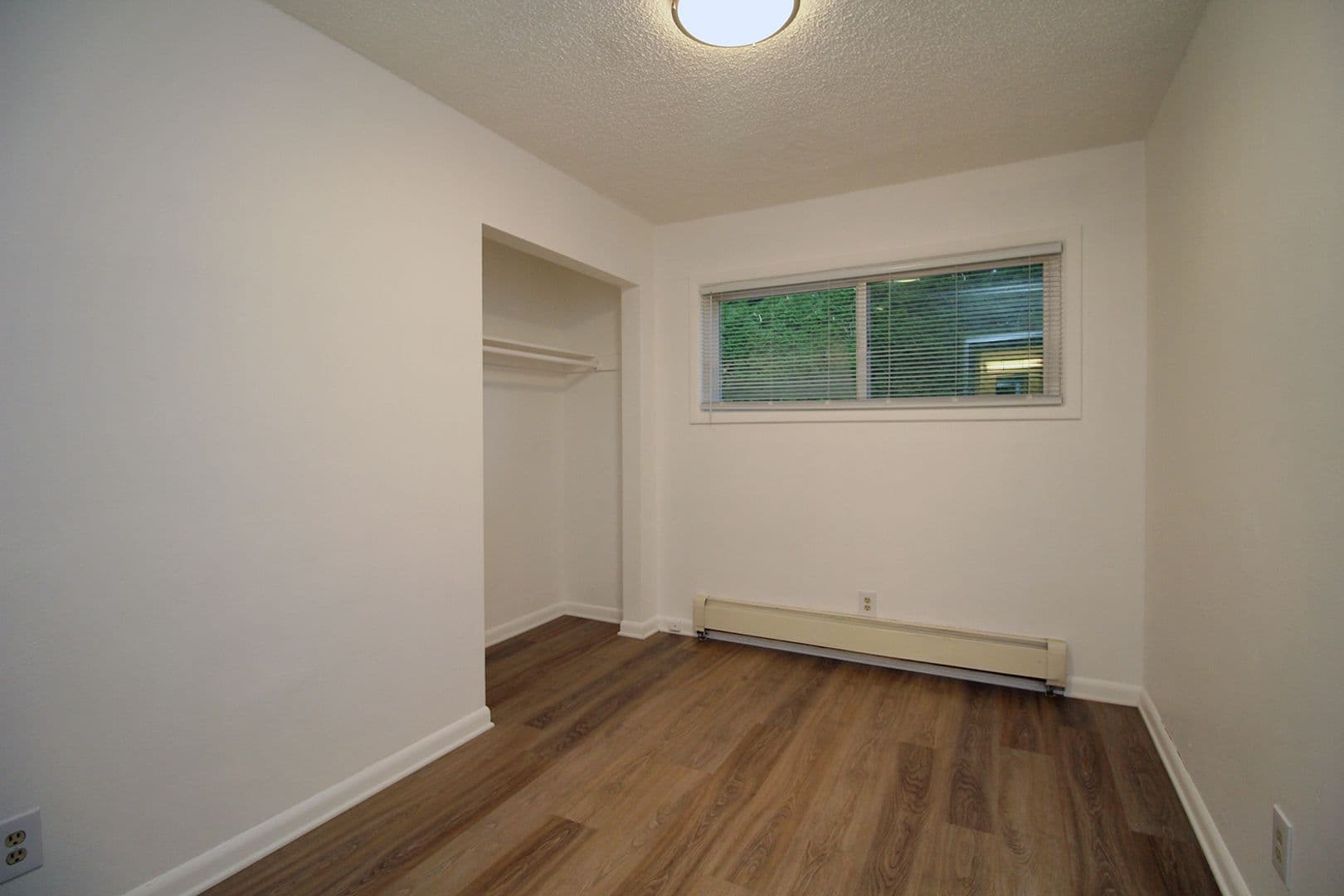 Portland Apartment: 1902-1910 N Kilpatrick St - Kenton