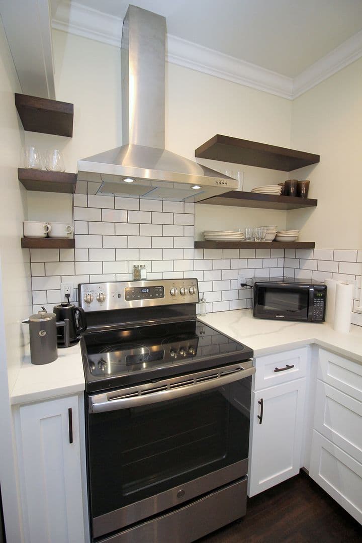 Portland Townhome: 816 NE Imperial Ave