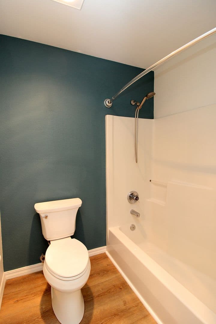 Portland House: 9711 NW Miller Hill Dr