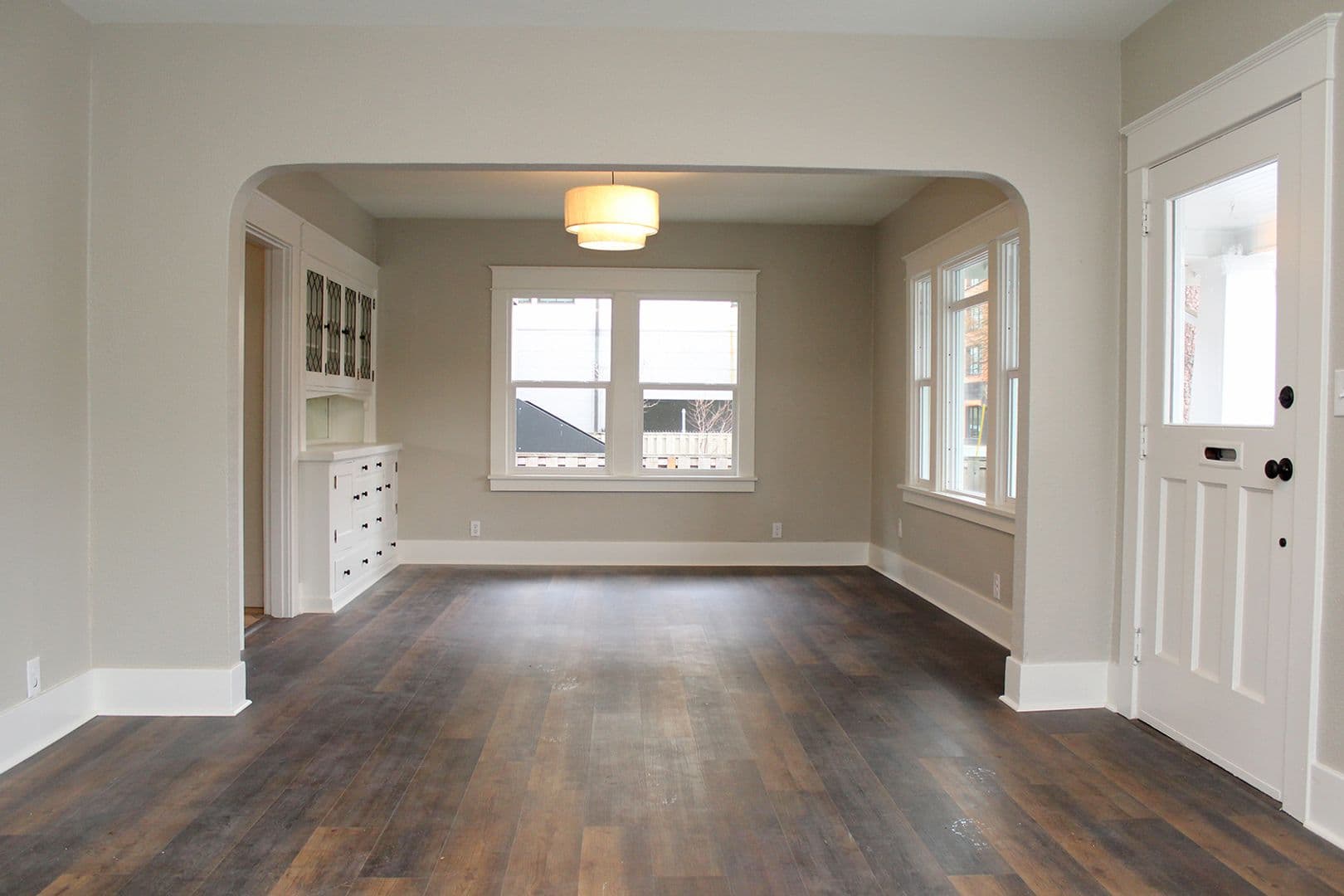 Portland Apartment: 36 NE Beech St