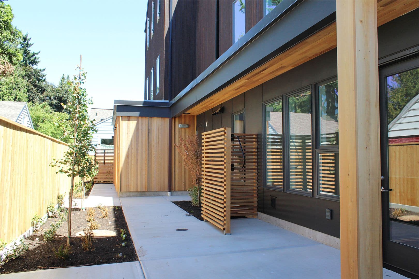 Portland Apartment: 1611 N Rosa Parks Way #101 - 306