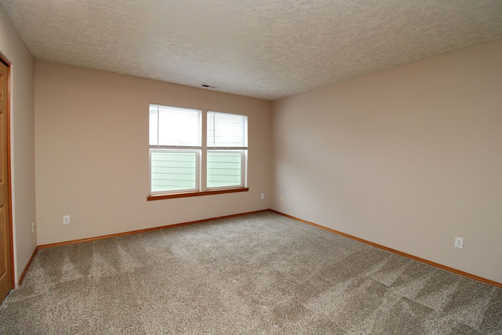 Fairview Apartment: 22032 NE Chinook Way