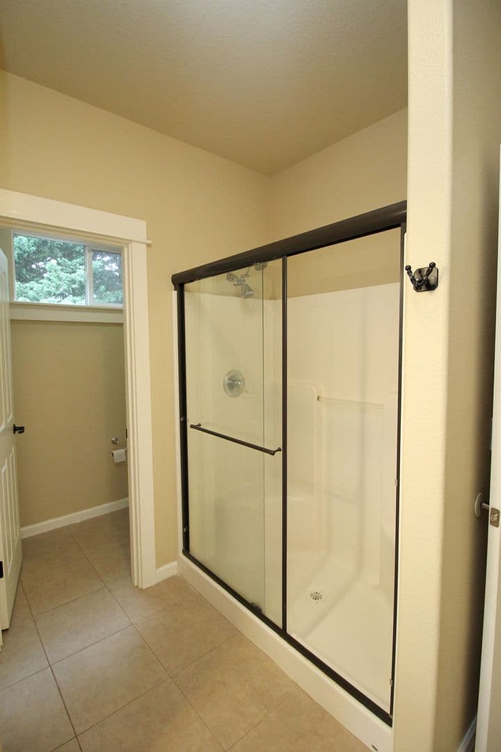 Beaverton House: 6930 SW Star Jasmine Plc