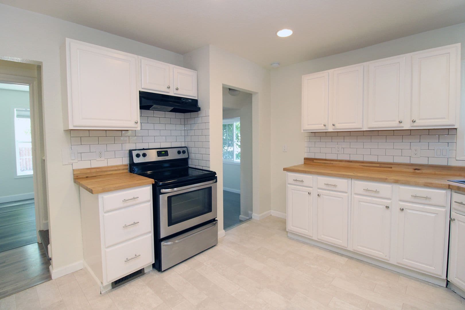 Portland House: 4419 N Albina Ave