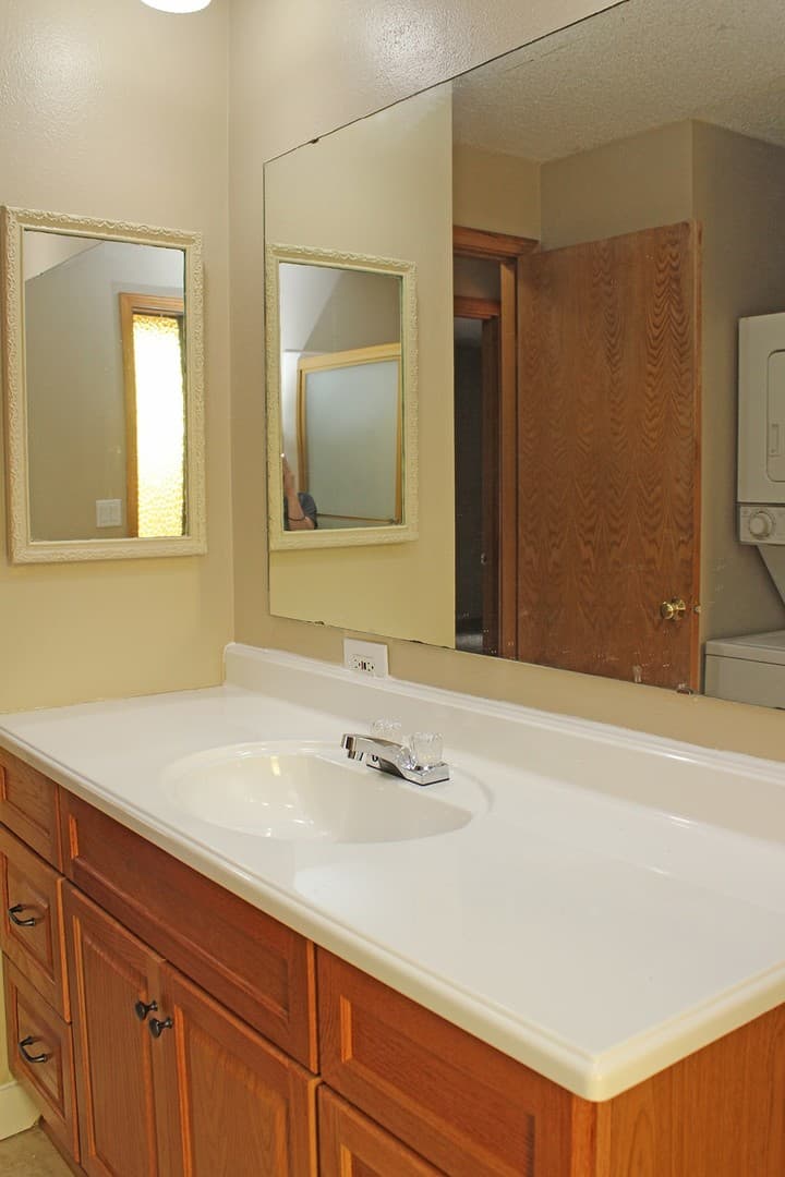 Oregon City Apartment: 508-510 Hartke Lp