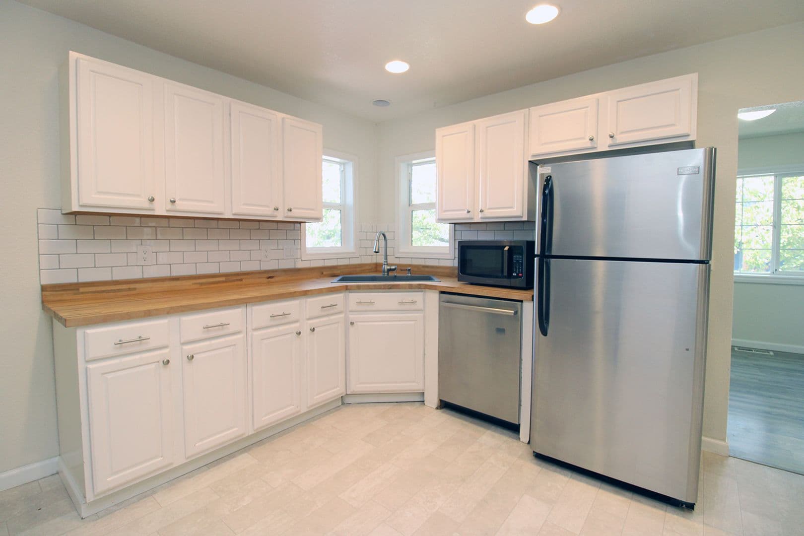 Portland House: 4419 N Albina Ave