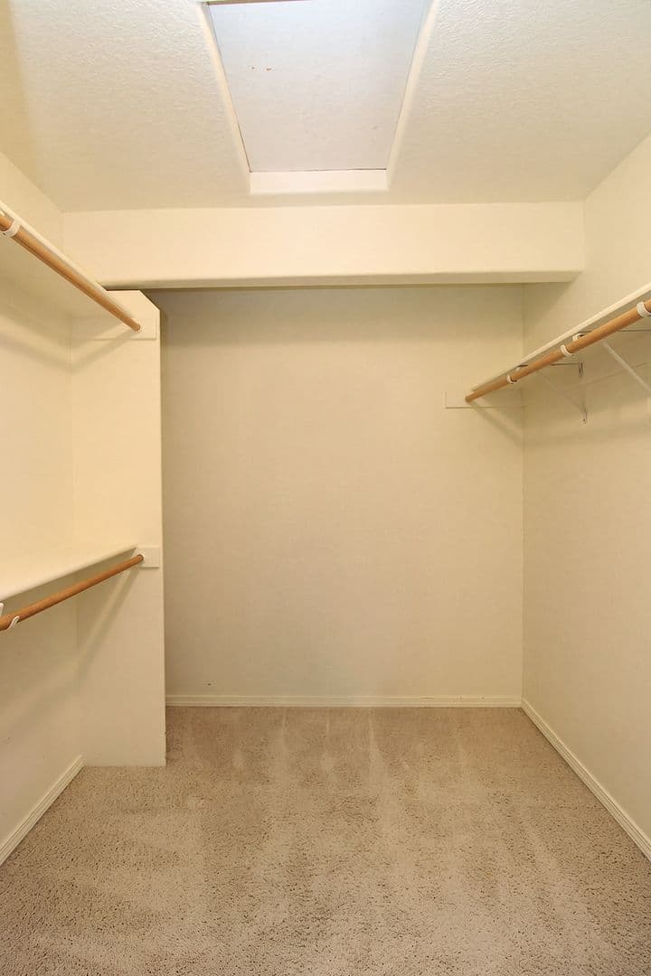 Portland House: 9583 NW Randall Ln