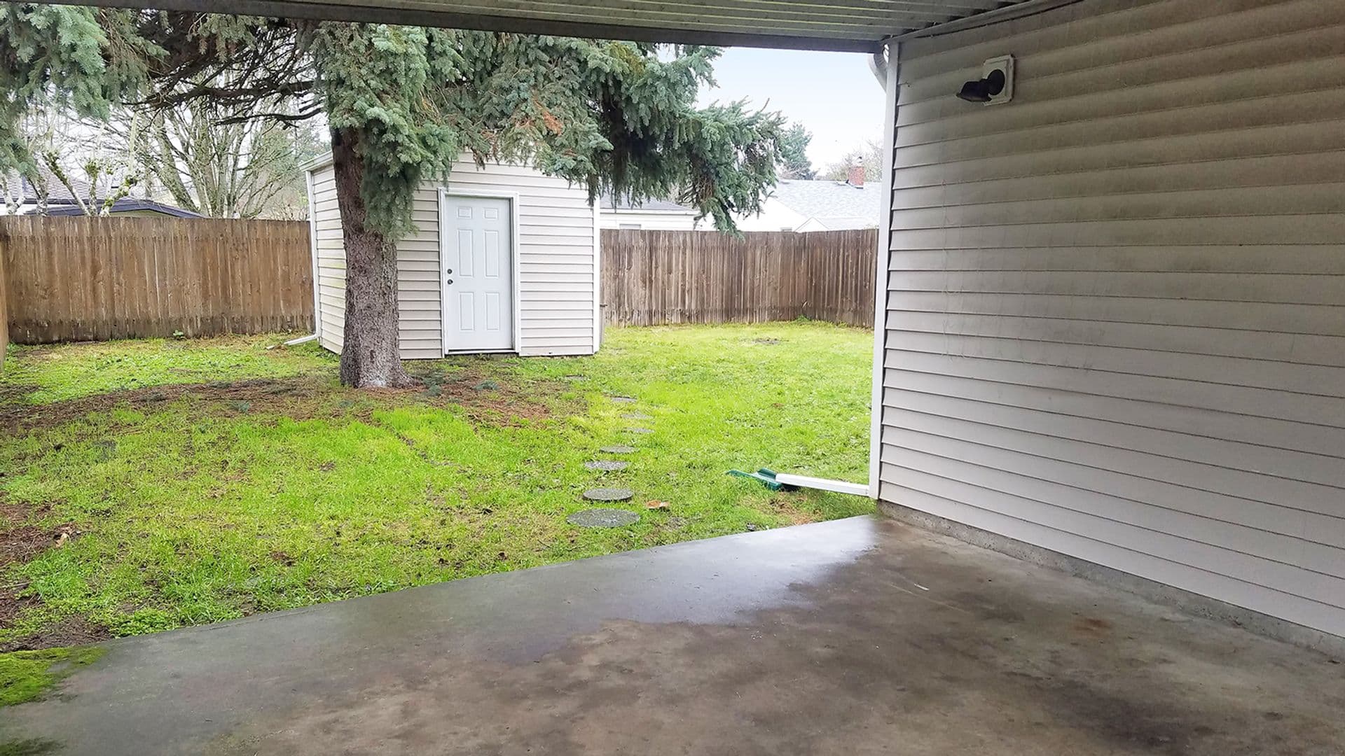 Portland House: 5933 SE Franklin St